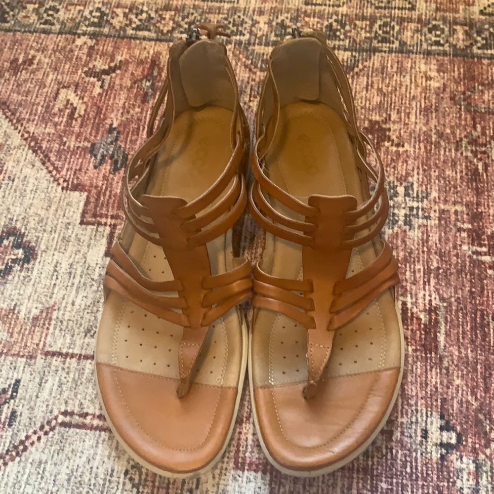 Ecco leather sandals. EU 39 / US 8.5 approximately